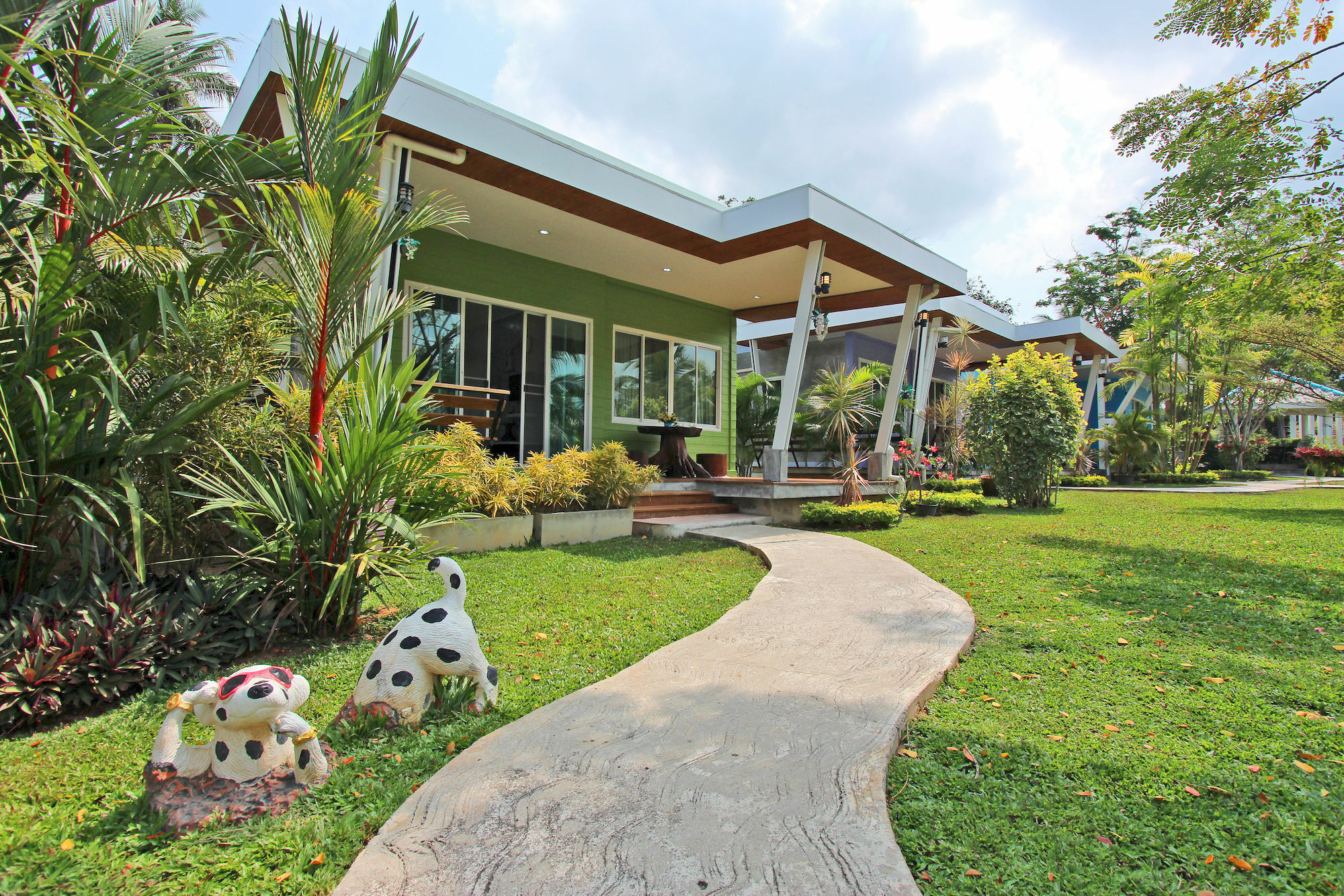 Maikhao Home Garden Bungalow Mai Khao Exterior photo